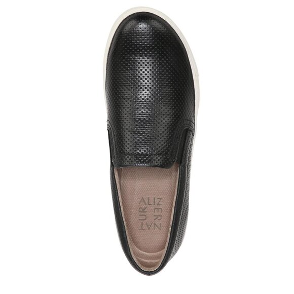NWT Naturalizer Womens Marianne Sneaker Pull On E7755L3 Black 8.5M - Picture 3 of 14